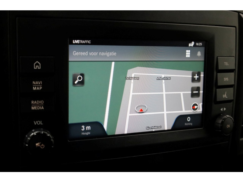 46720081-mercedes-benz-vito-15