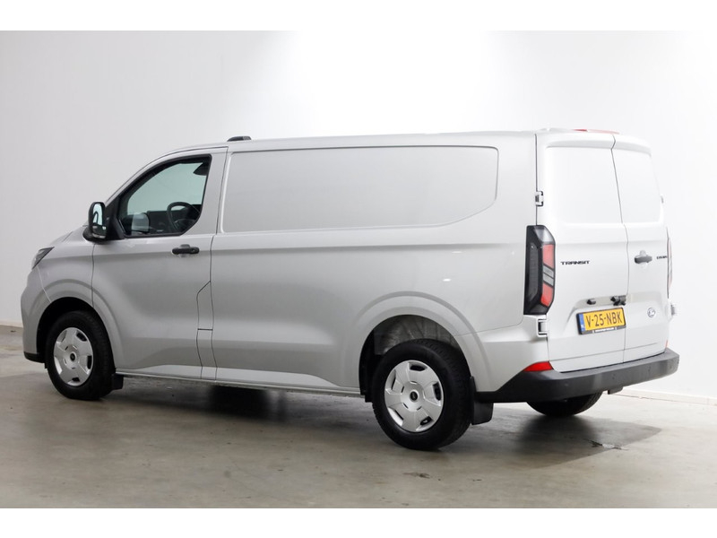46760369-ford-transit-custom-9
