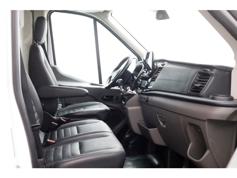 46898531-ford-transit-3