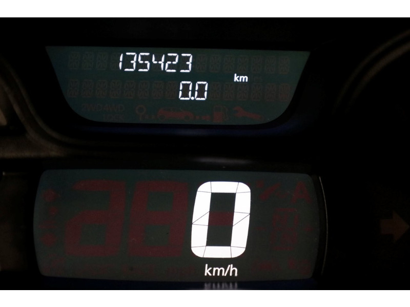 46939936-opel-vivaro-18