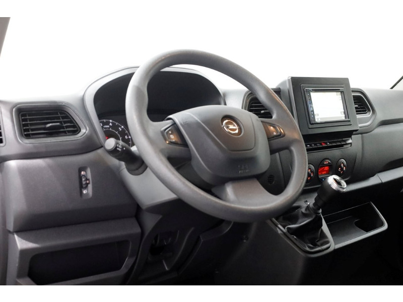 46999376-opel-movano-15