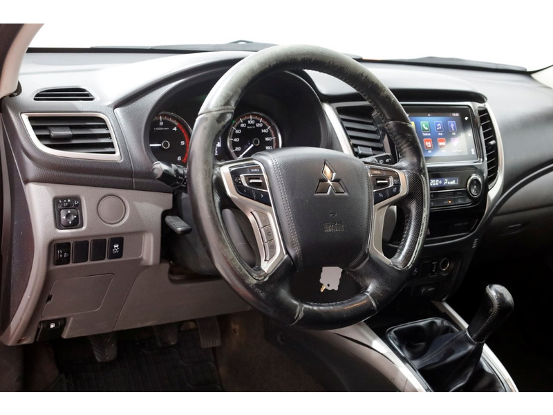 47018837-mitsubishi-l200-14