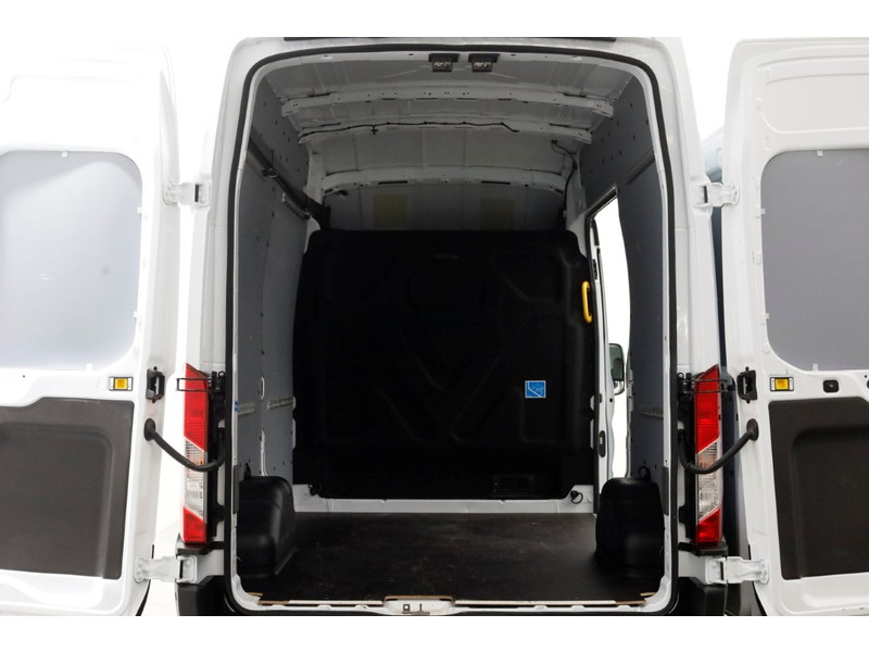 47185555-ford-transit-5