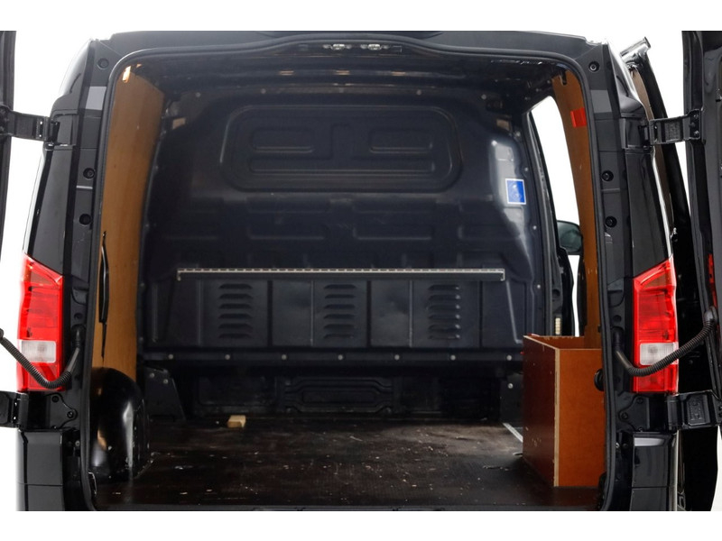 47331498-mercedes-benz-vito-5