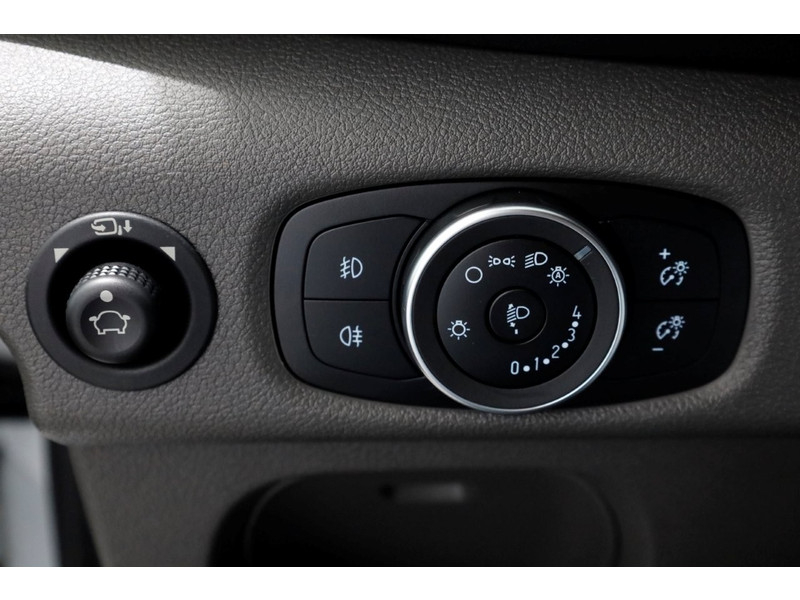 47331888-ford-transit-15