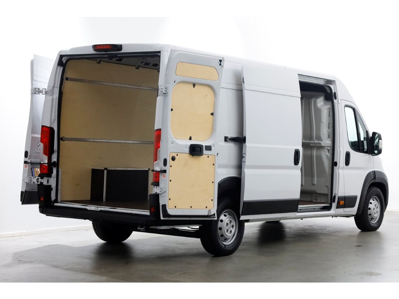 47380428-citroen-jumper-11