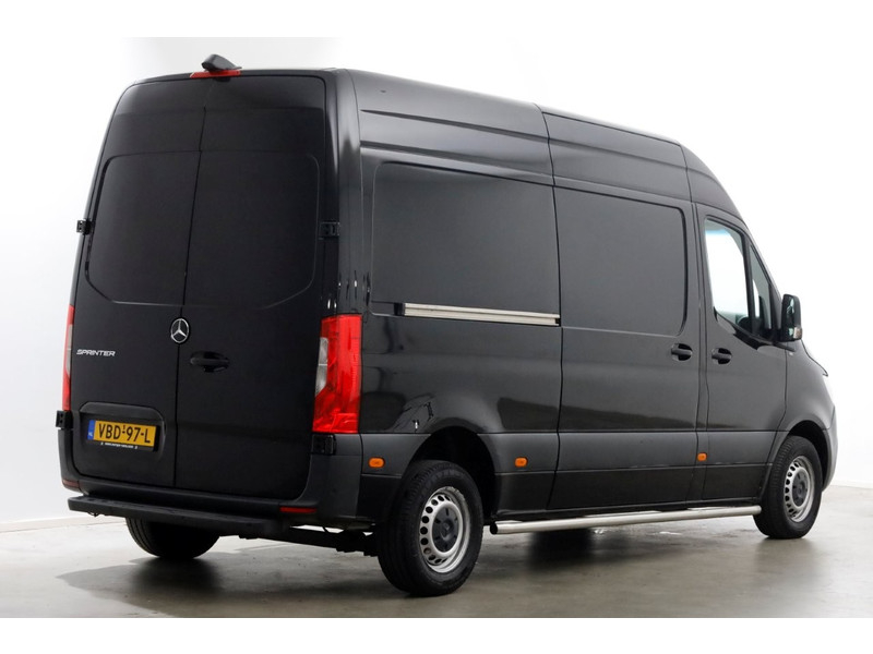47470255-mercedes-benz-sprinter-2