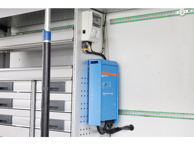 47541985-volkswagen-crafter-12