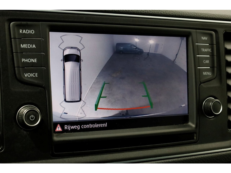 47541985-volkswagen-crafter-16