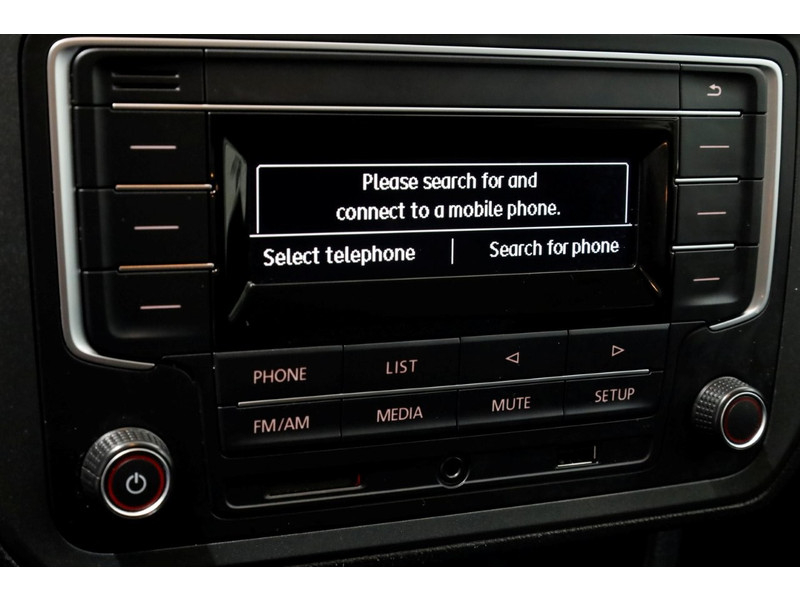 47570902-volkswagen-caddy-14