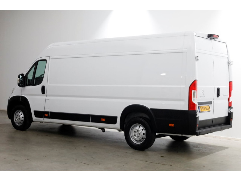 47813775-citroen-jumper-9