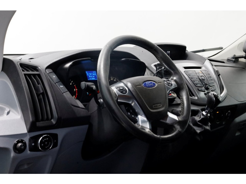 47869725-ford-transit-15