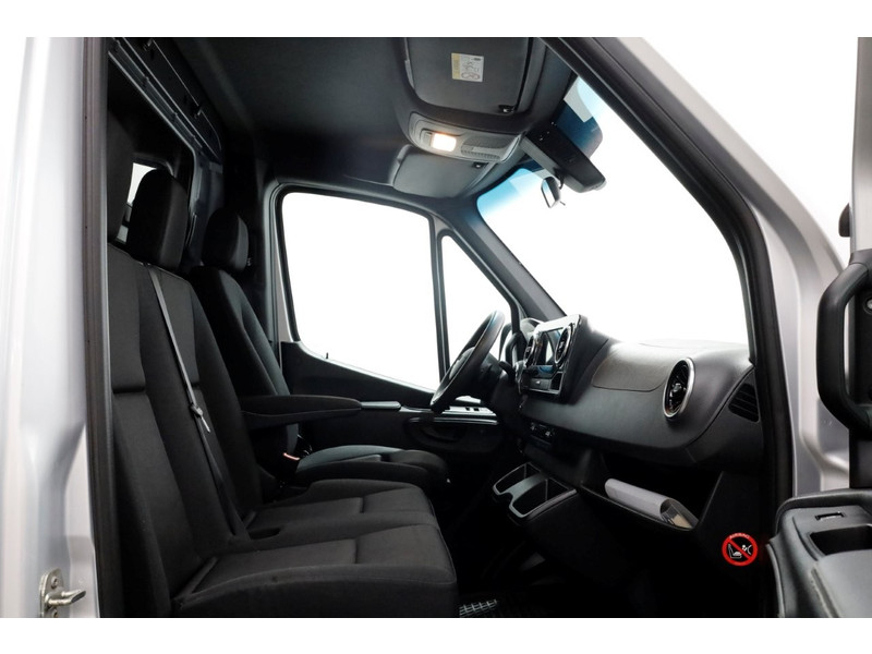 47888025-mercedes-benz-sprinter-3