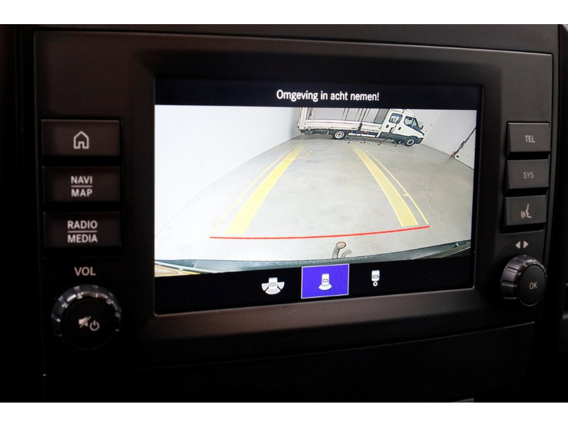 47998525-mercedes-benz-vito-16