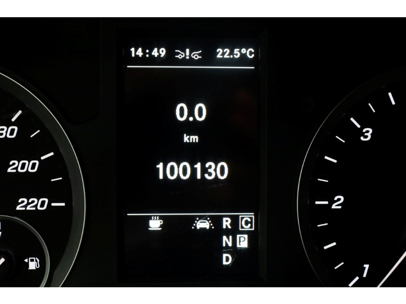 47998525-mercedes-benz-vito-19