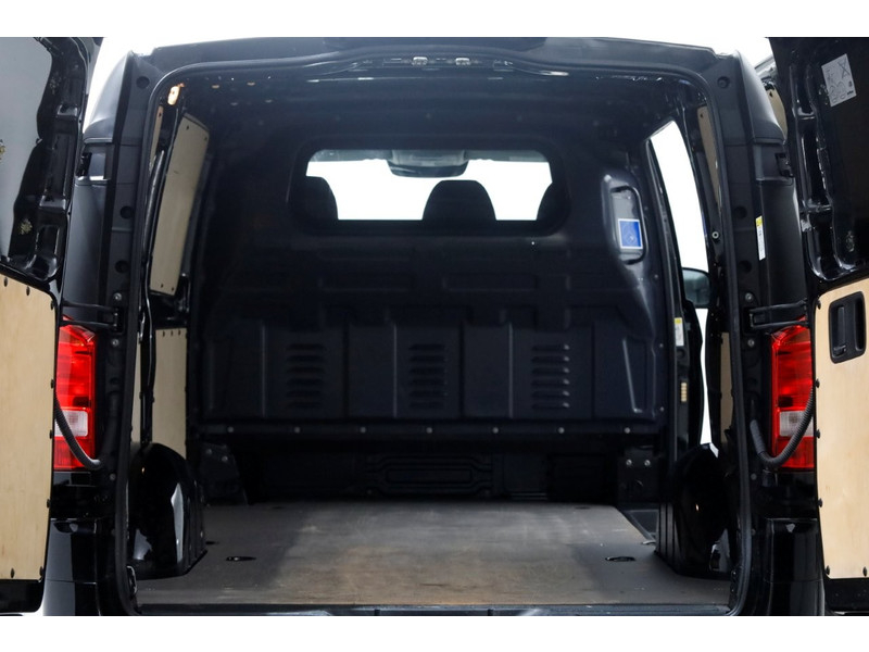 47998525-mercedes-benz-vito-5