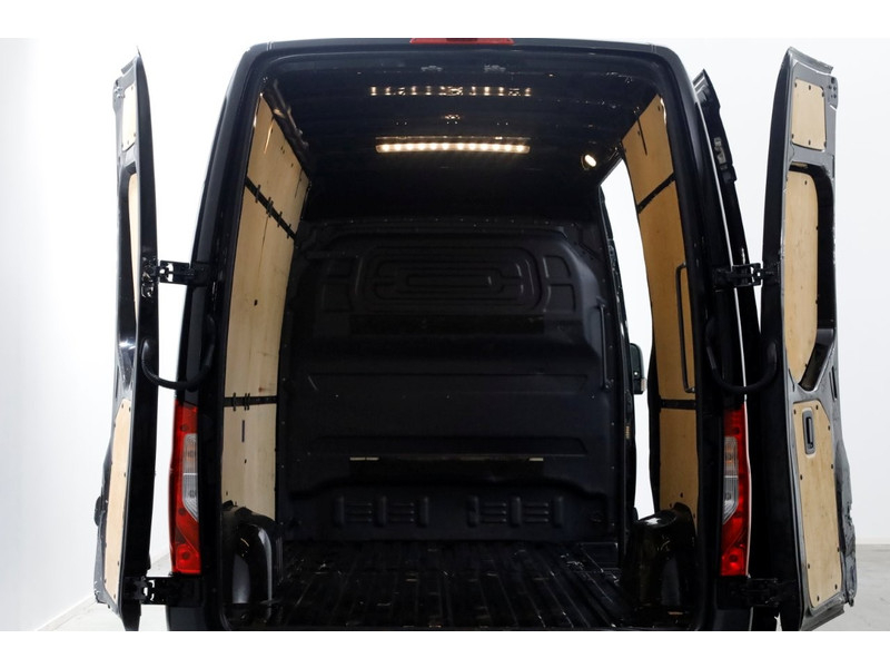 48027449-mercedes-benz-sprinter-5