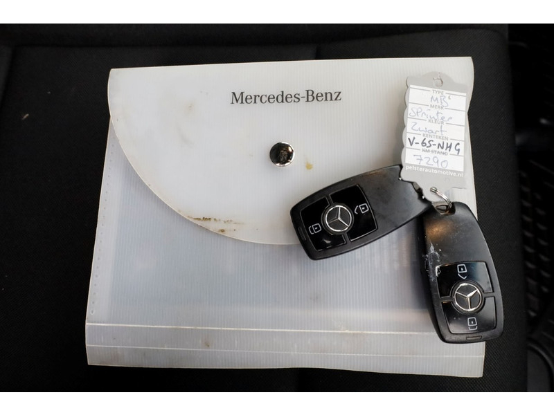 48027449-mercedes-benz-sprinter-6