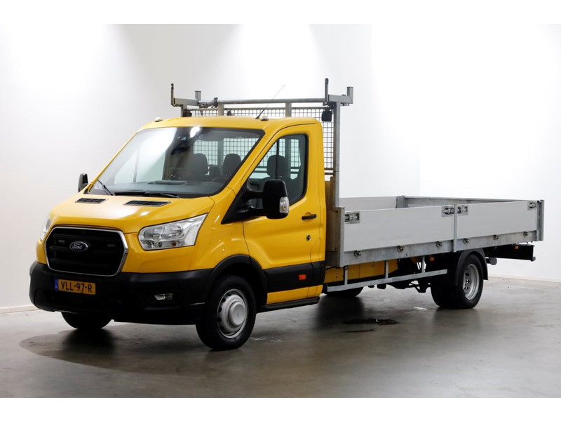 48032995-ford-transit-8