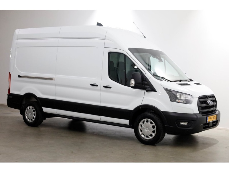 48062839-ford-transit-10