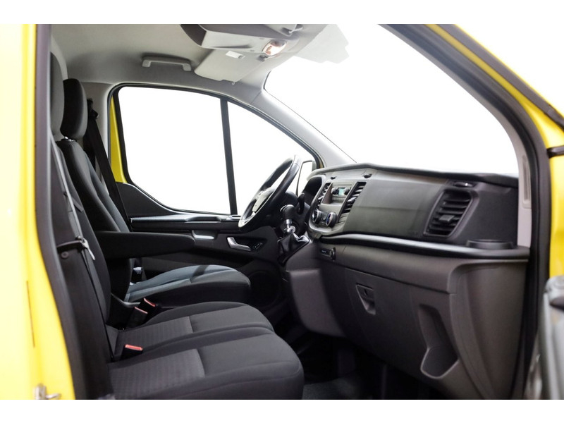 48090643-ford-transit-custom-3