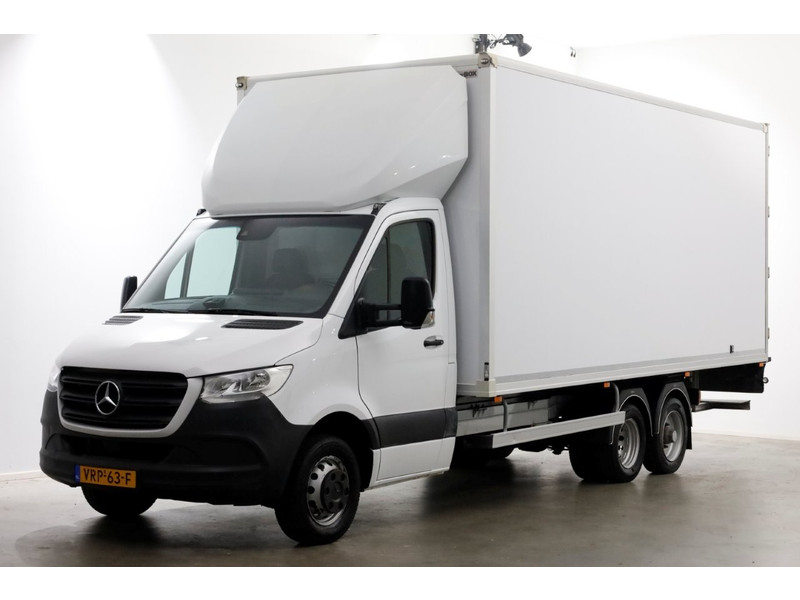 48092439-mercedes-benz-sprinter-8