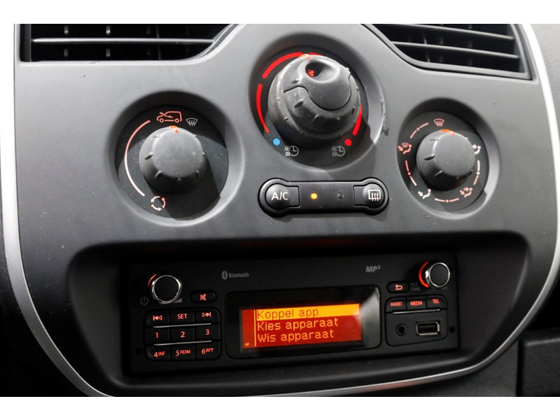 48133670-renault-kangoo-17