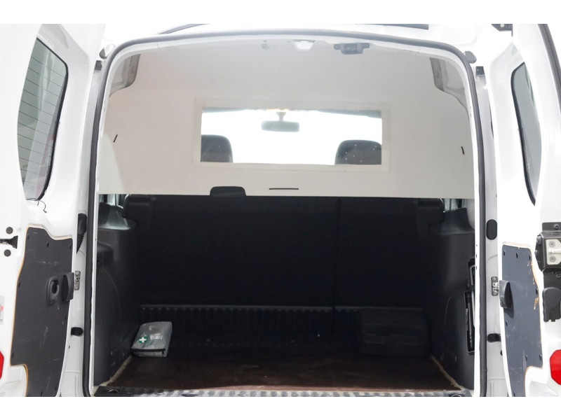 48133670-renault-kangoo-5