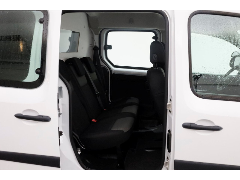 48133670-renault-kangoo-6