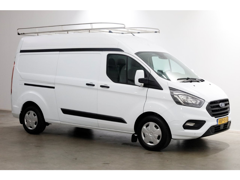 48133904-ford-transit-custom-10