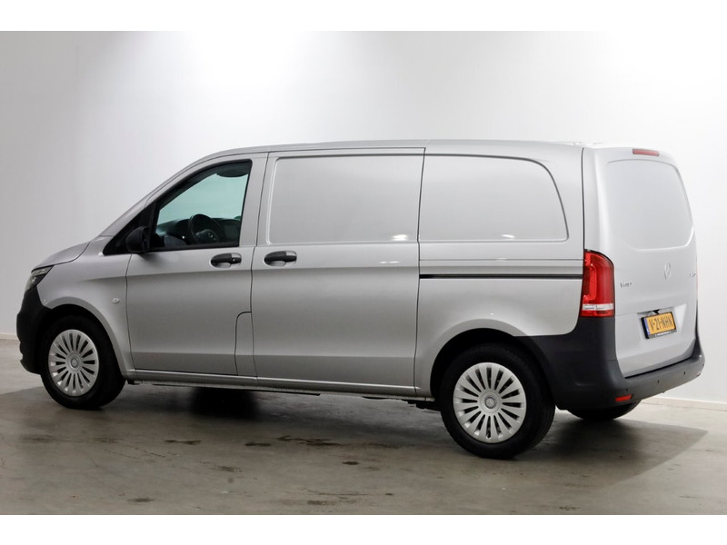 48158522-mercedes-benz-vito-11