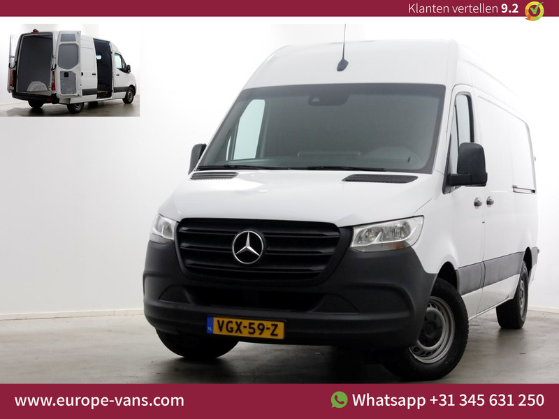 48158703-mercedes-benz-sprinter-1