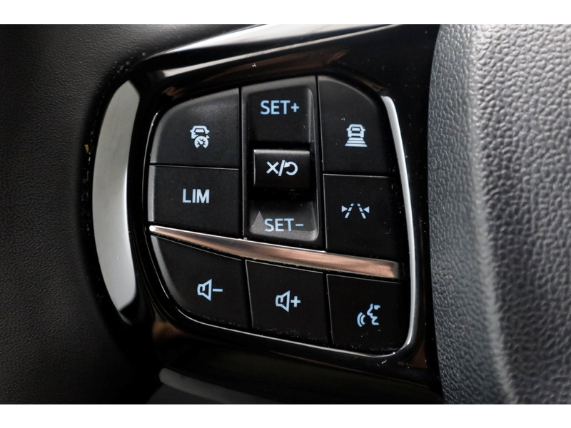 48288303-ford-transit-custom-16