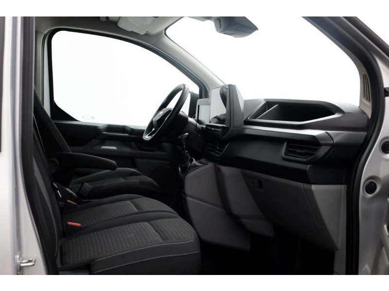 48288303-ford-transit-custom-3