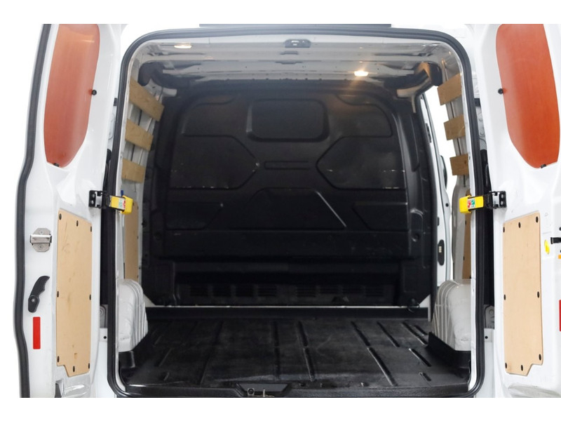 48294705-ford-transit-custom-5