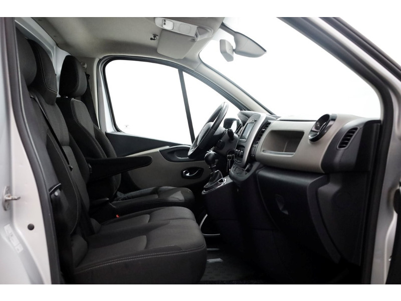 48304437-renault-trafic-3