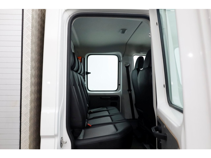 48304818-volkswagen-crafter-6