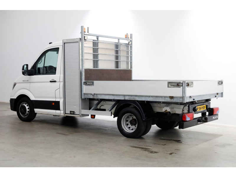 48305086-man-tge-18