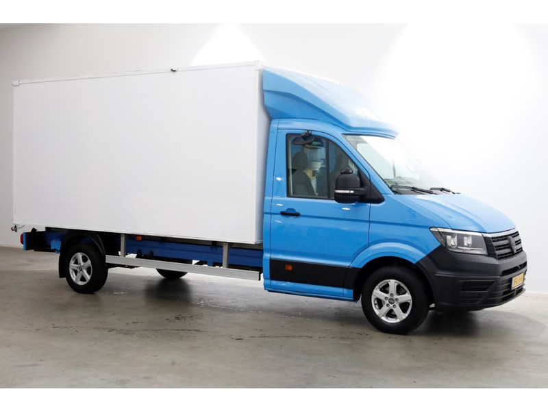 48379838-volkswagen-crafter-10
