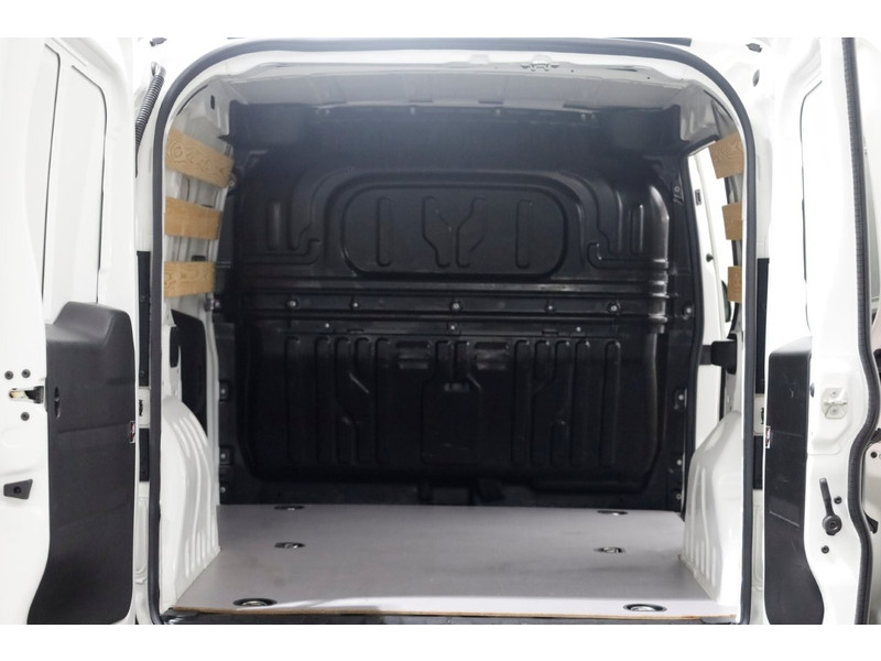 48411884-fiat-doblo-cargo-5