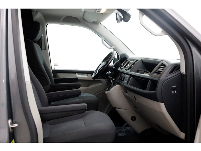 48417502-volkswagen-transporter-3