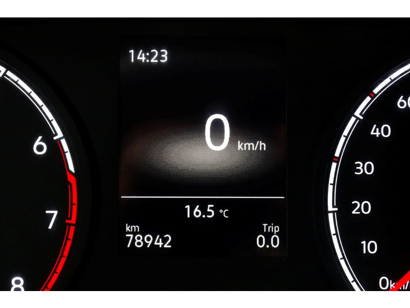 48564620-volkswagen-caddy-18