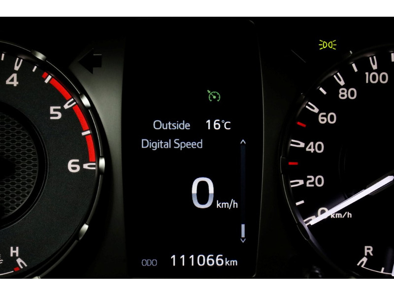 48611505-toyota-hilux-19