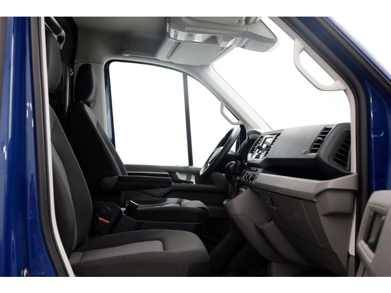 48624949-volkswagen-crafter-6