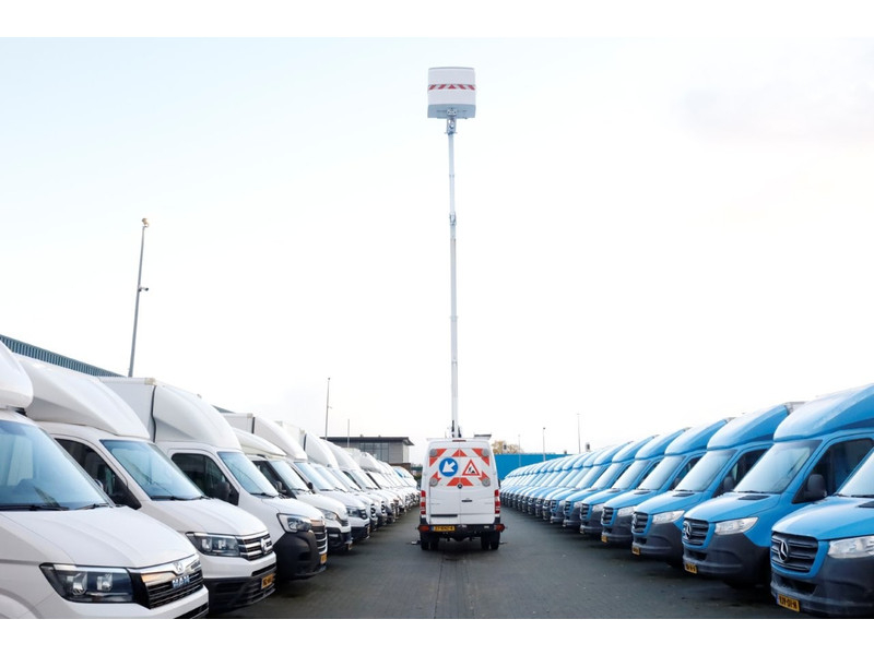 48698659-mercedes-benz-sprinter-3