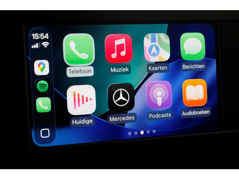 48742084-mercedes-benz-sprinter-15