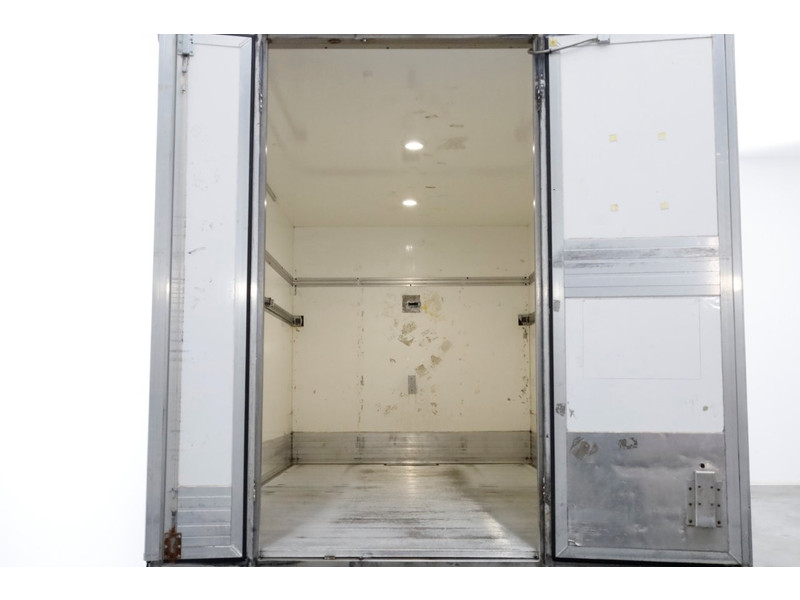 48836953-volkswagen-crafter-5