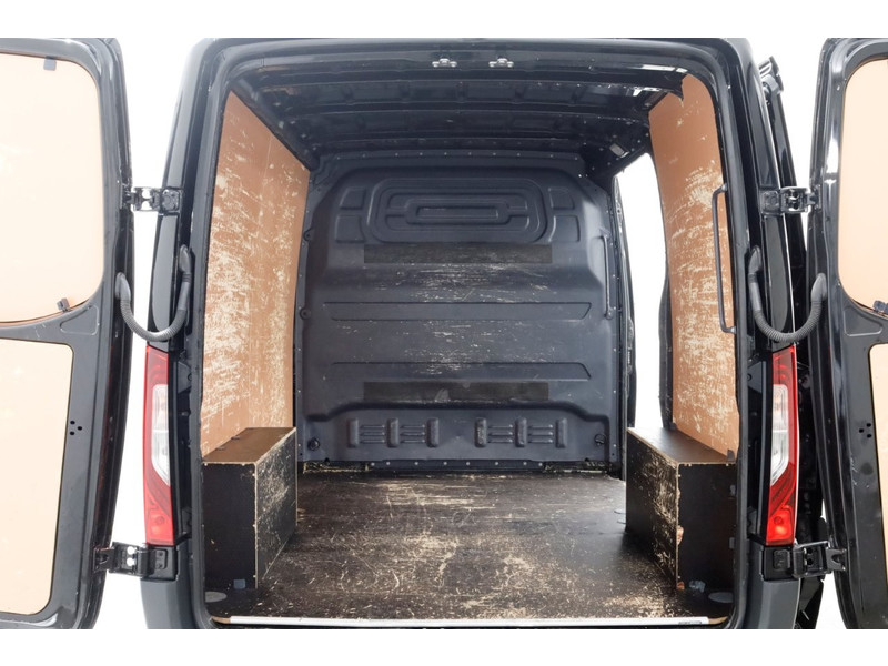 48837673-mercedes-benz-sprinter-5