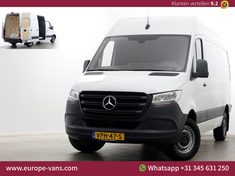 48863143-mercedes-benz-sprinter-1