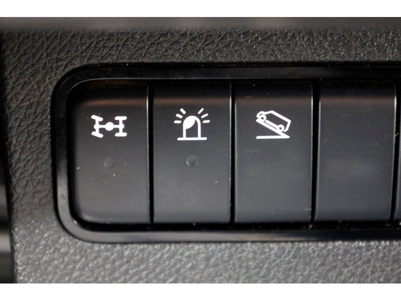 48966378-mercedes-benz-sprinter-21